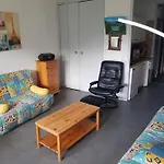 Avec Vue Sur La Montagne A De Lans - 34 M²